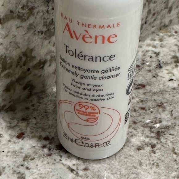 🌶5/$16 Avene tolerance extremely gentle cleanser mini NWT - Picture 2 of 2